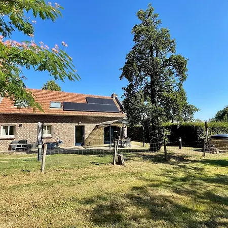 Coachman's House Near Roermond With Garden, Cleaning Included