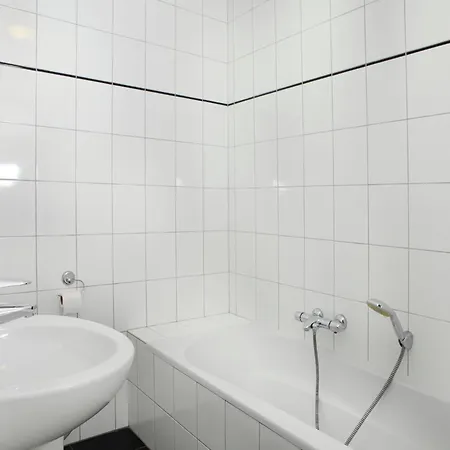 Coachman's House Near Roermond With Garden, Cleaning Included Holiday home *