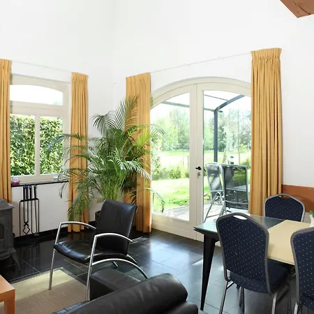 Coachman's House Near Roermond With Garden, Cleaning Included Sint Odilienberg